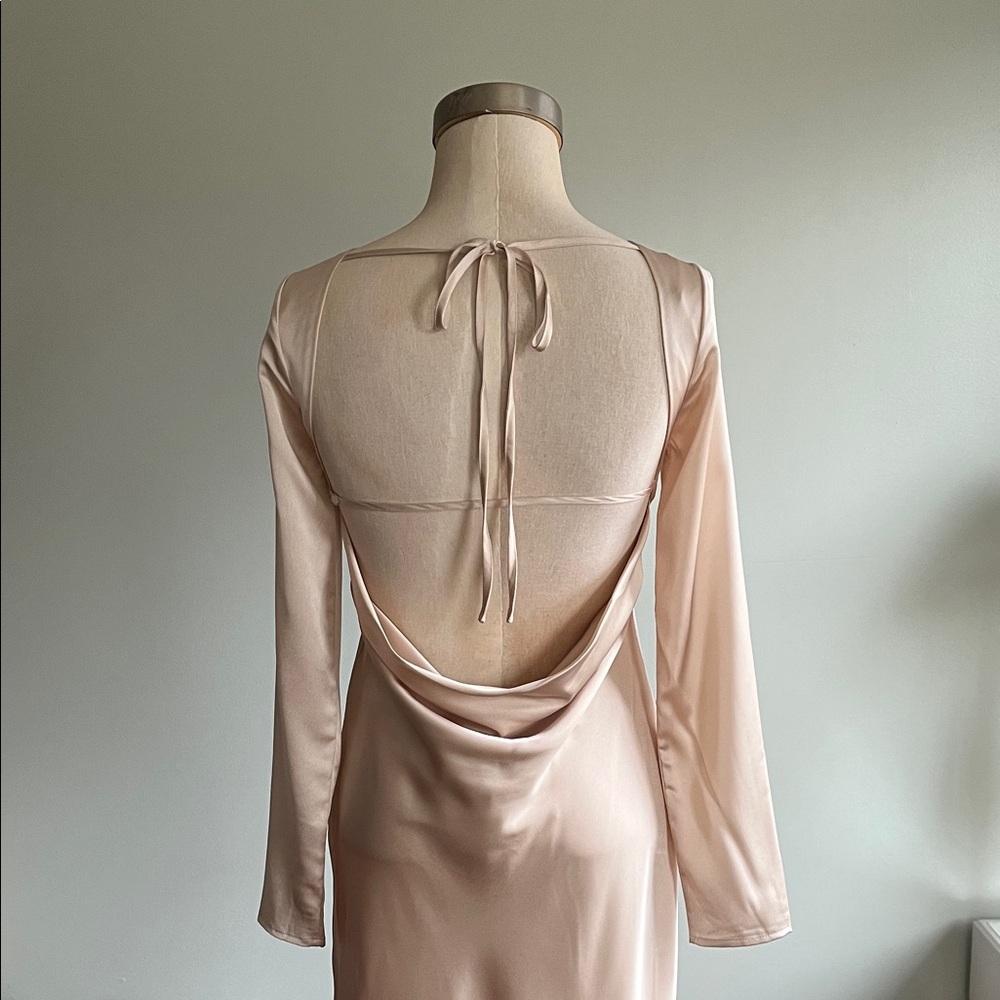 Elegant Champagne Color Long Sleeve Maxi Dress